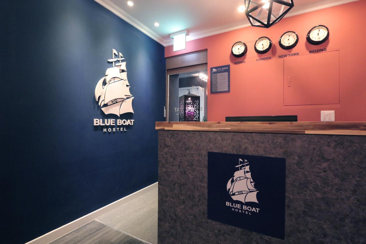 Blueboat Hostel Чонджу Екстериор снимка