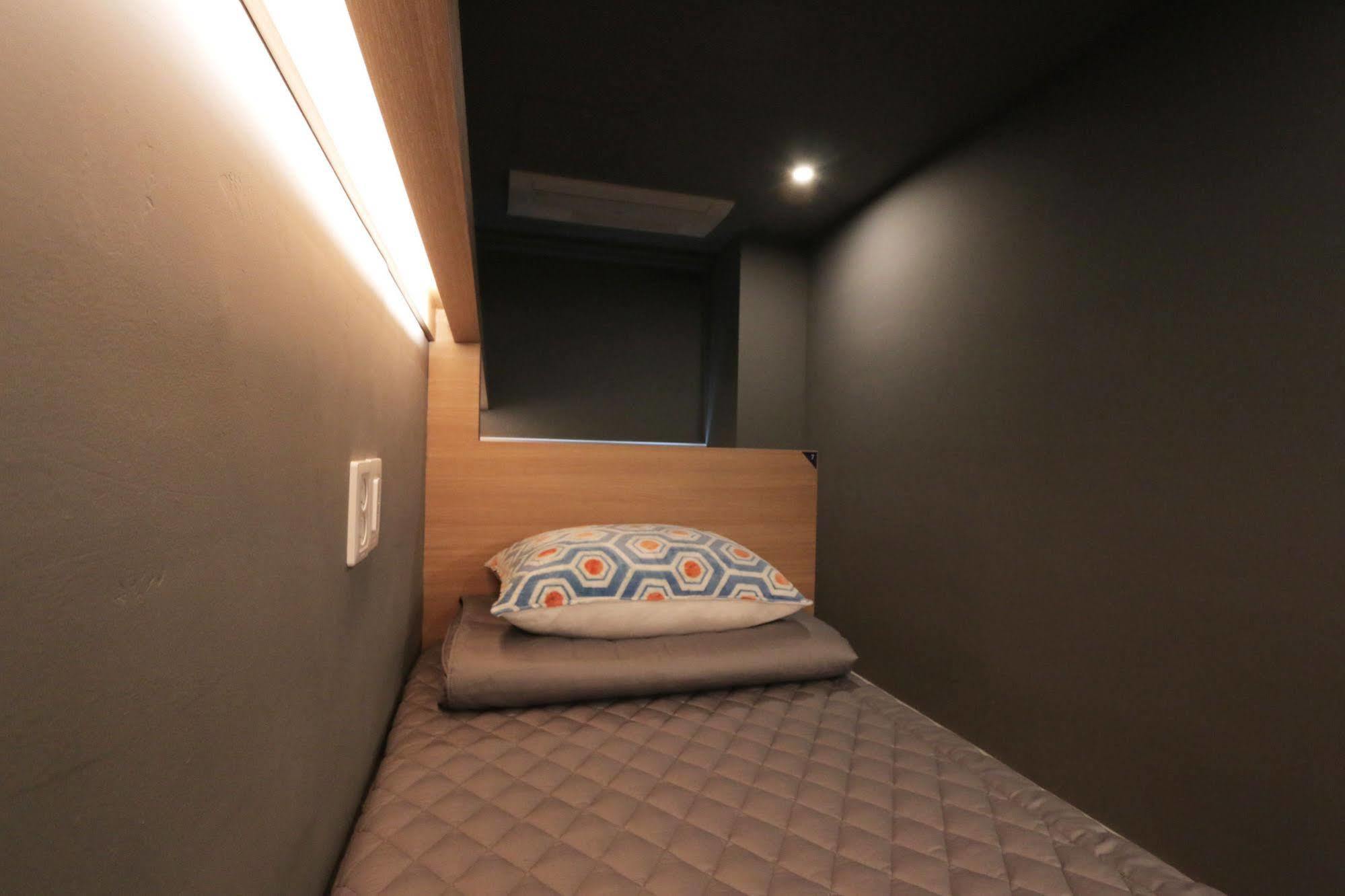 Blueboat Hostel Чонджу Екстериор снимка